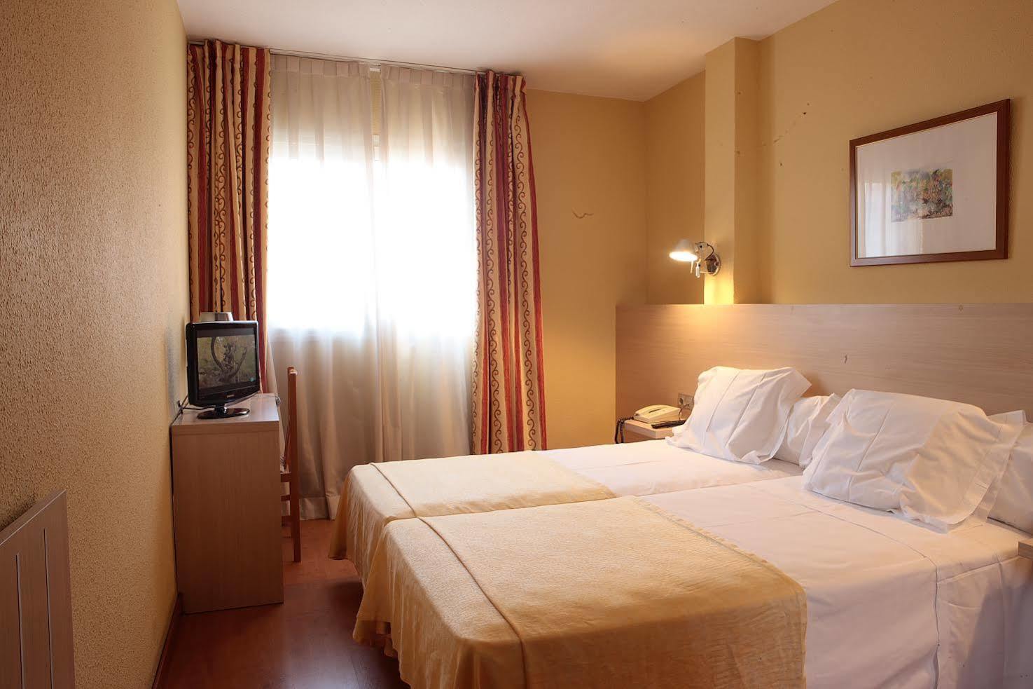 Hotel Бурлада Екстер'єр фото